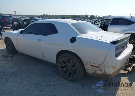 2018 Dodge Challenger Sxt z USA, uszkodzony, nr VIN 2C3CDZAG5JH288097